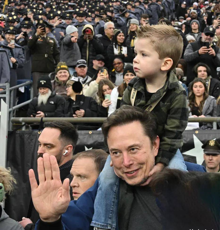 Kaiyun -Doinb回归赛场，连败首场状态亮眼，利物浦观众沸腾！(doinb比赛)